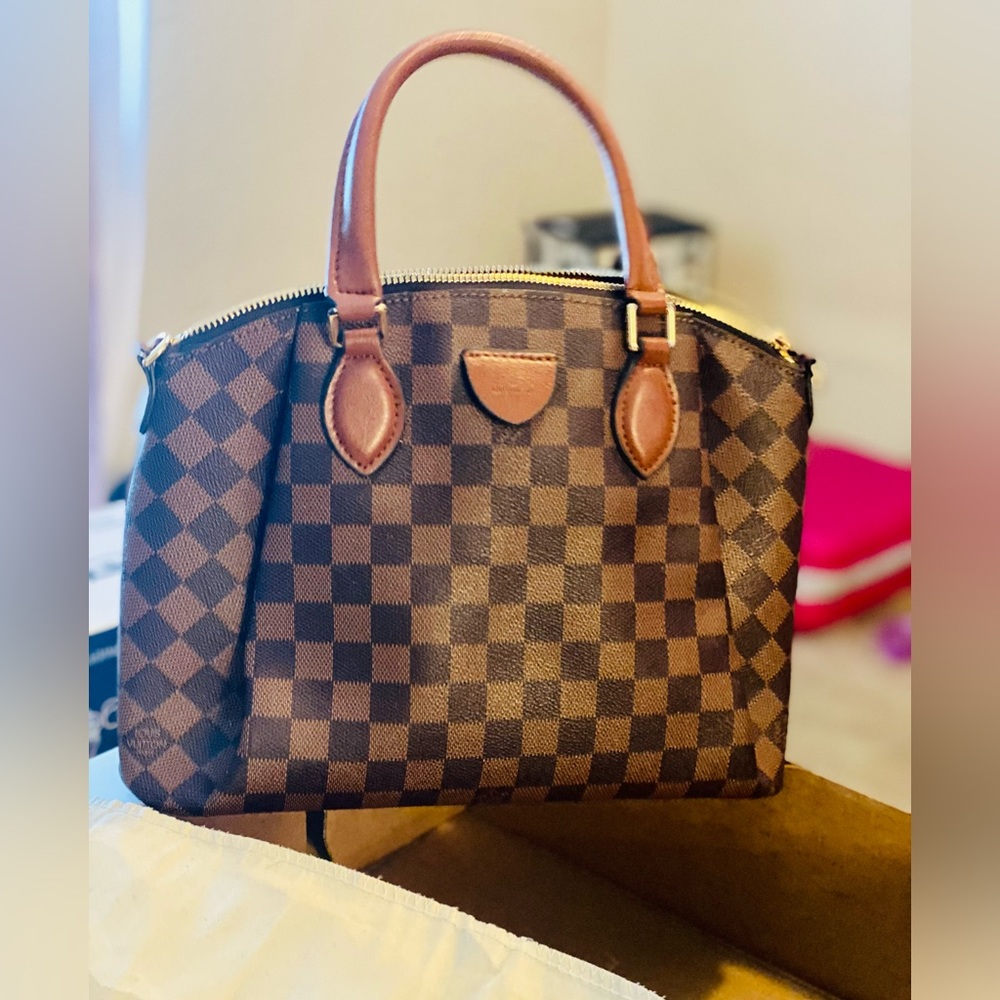 Beautiful Handbag 💖💖💖